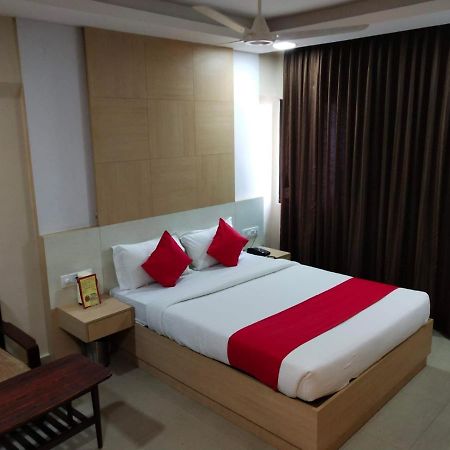 Hotel Geo Bangalore Esterno foto